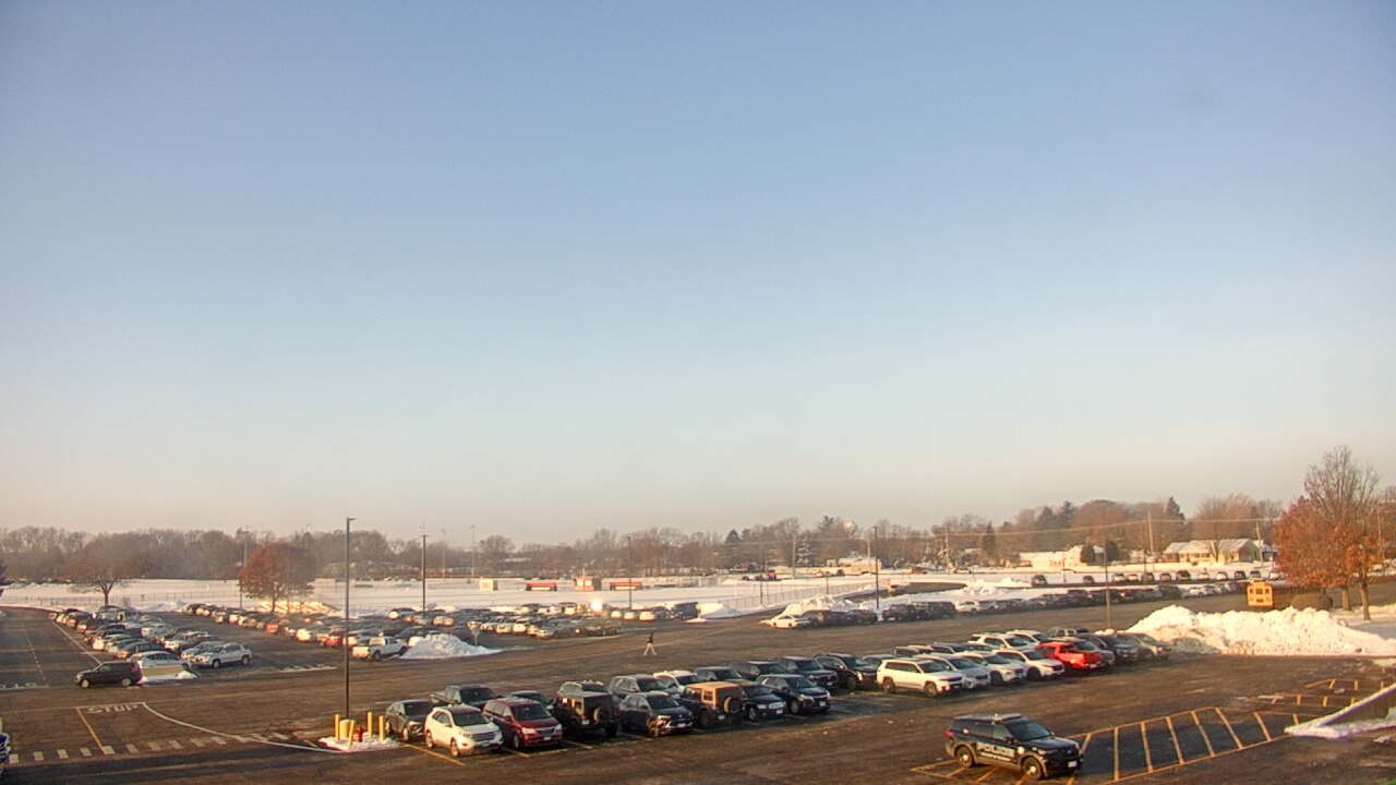 Thumbnail for current weather camera view from Oswego HS in Oswego, Illinois