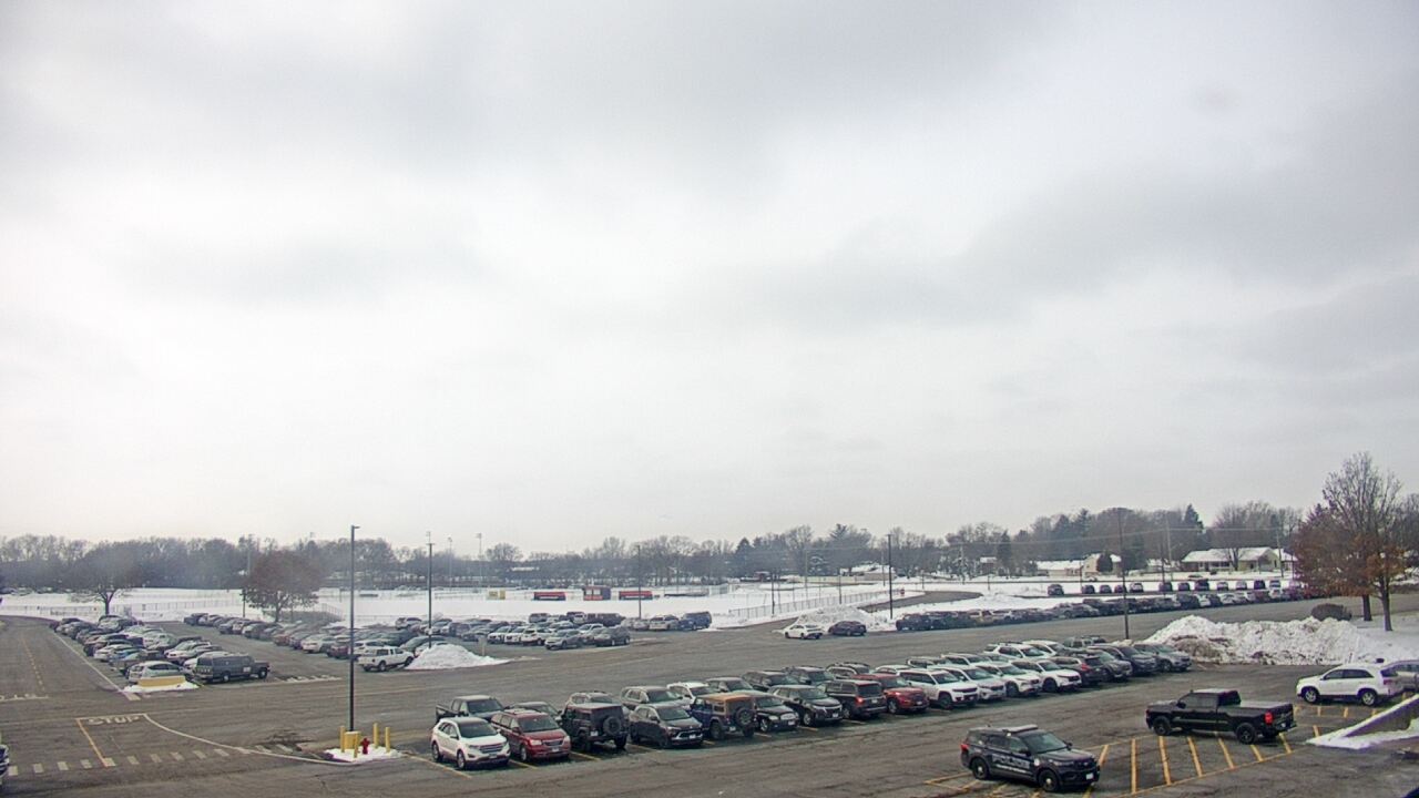 Thumbnail for current weather camera view from Oswego HS in Oswego, Illinois