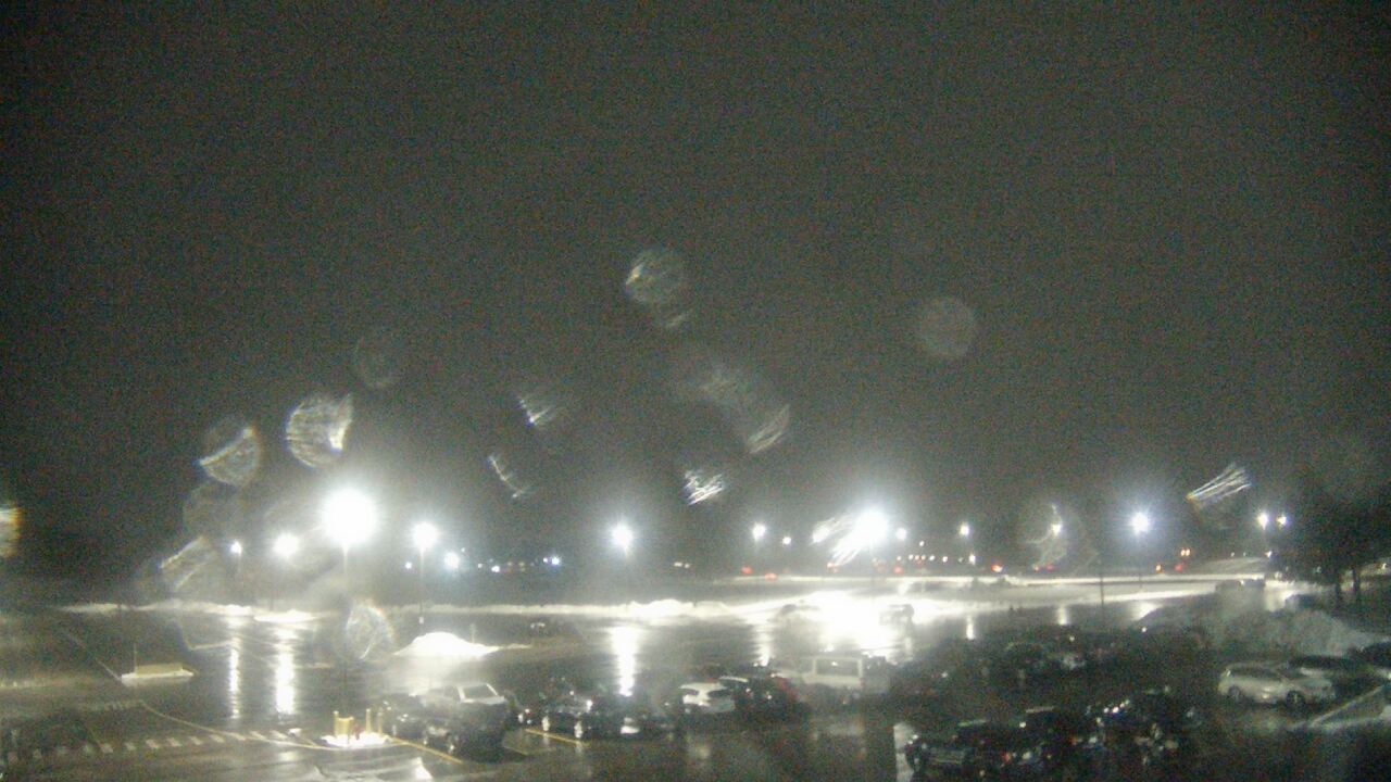 Thumbnail for current weather camera view from Oswego HS in Oswego, Illinois