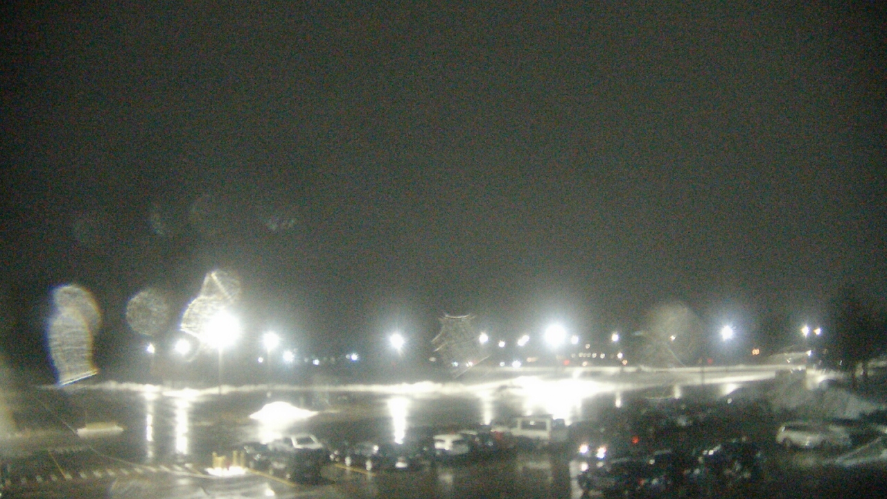Thumbnail for current weather camera view from Oswego HS in Oswego, Illinois