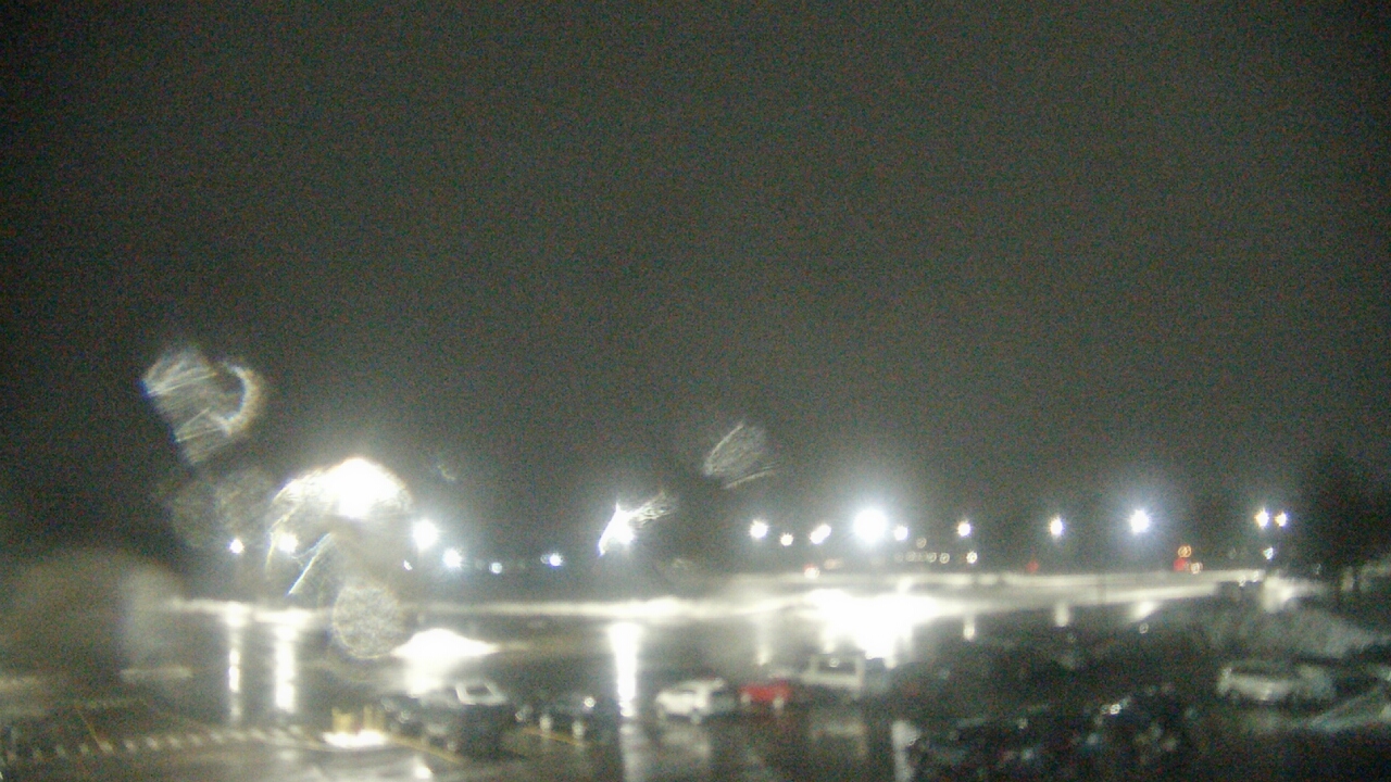 Thumbnail for current weather camera view from Oswego HS in Oswego, Illinois