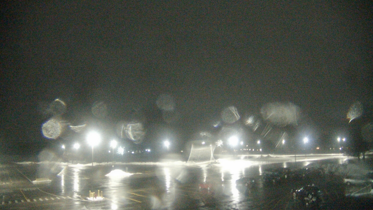 Thumbnail for current weather camera view from Oswego HS in Oswego, Illinois