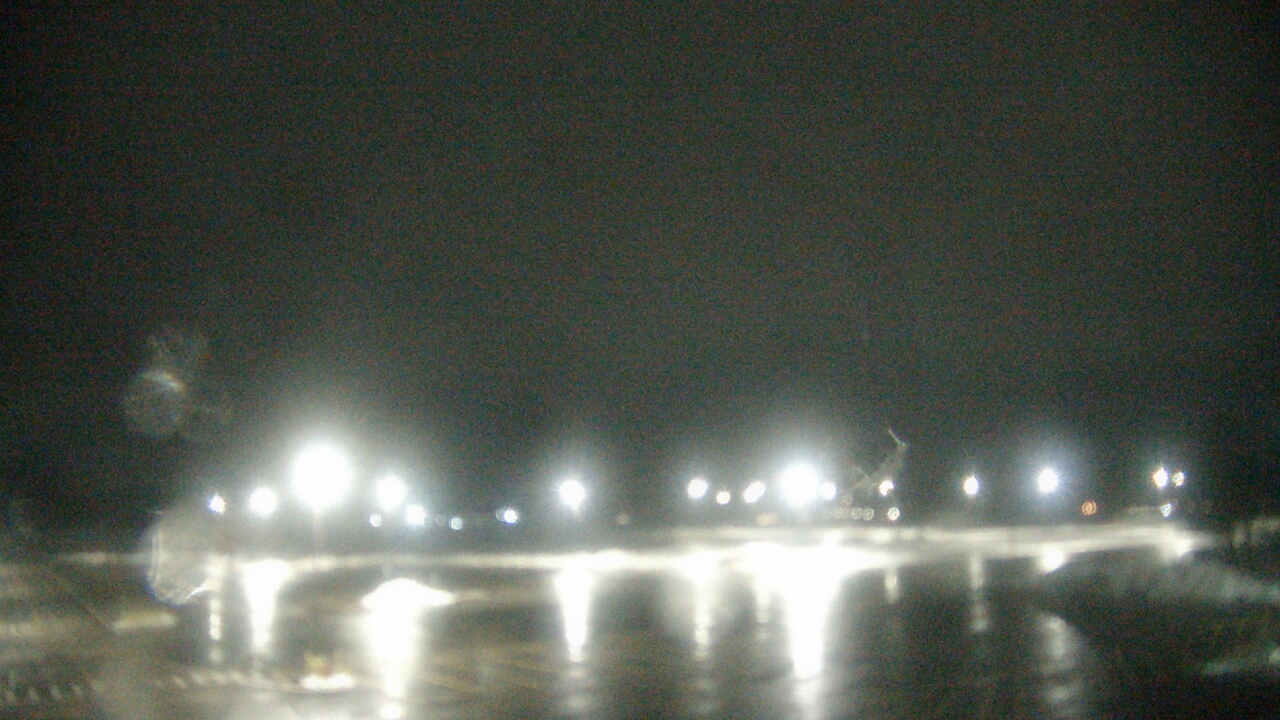 Thumbnail for current weather camera view from Oswego HS in Oswego, Illinois