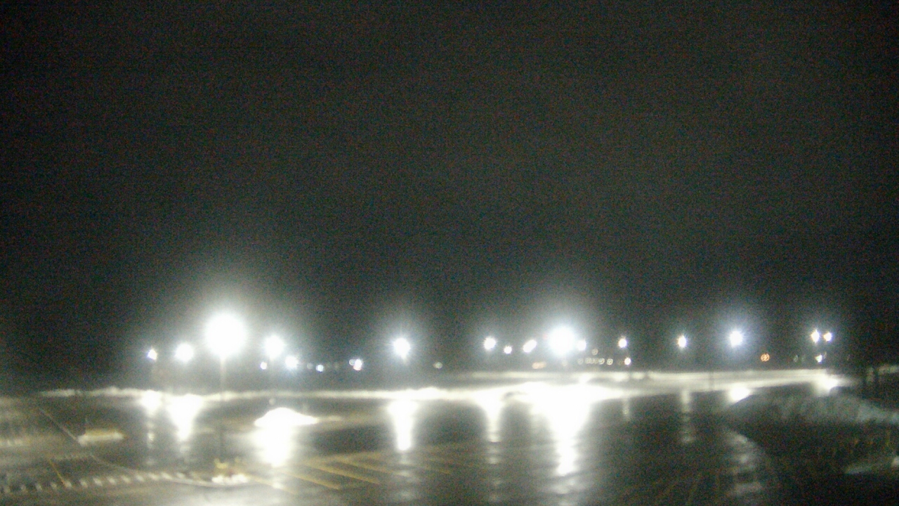 Thumbnail for current weather camera view from Oswego HS in Oswego, Illinois