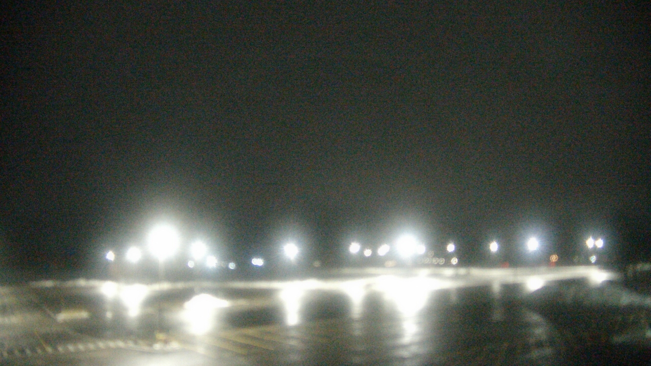 Thumbnail for current weather camera view from Oswego HS in Oswego, Illinois