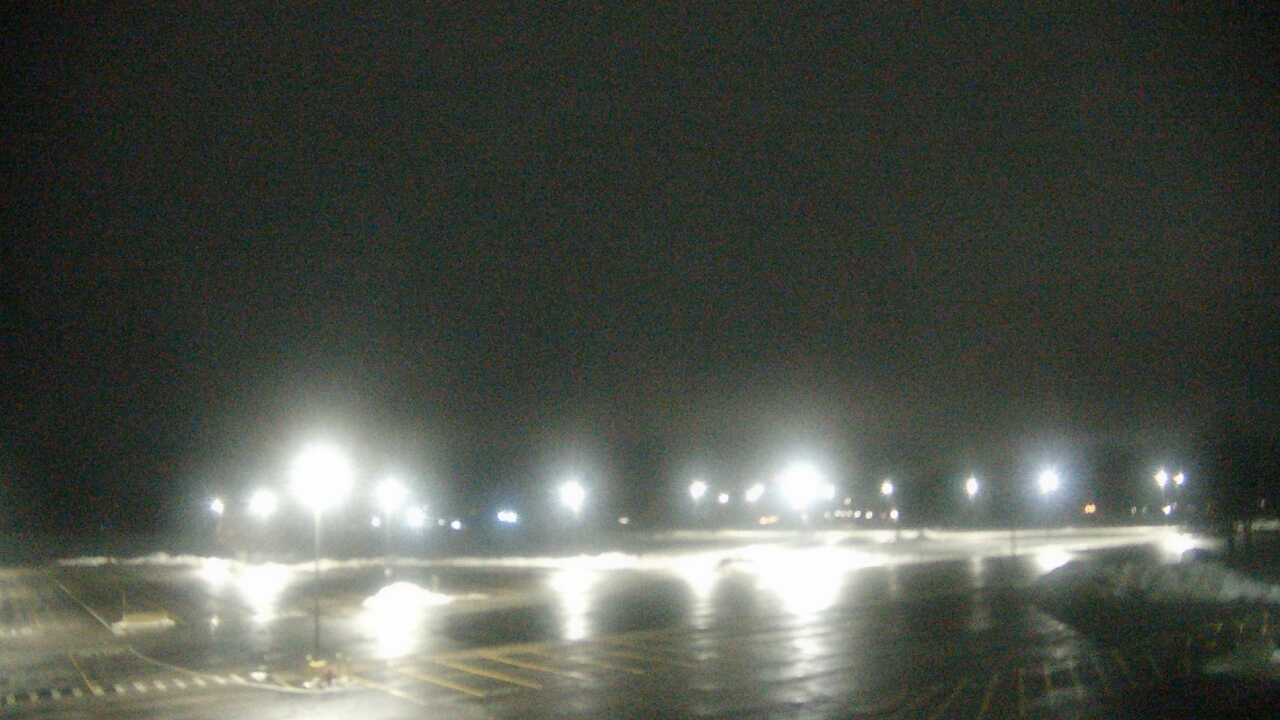 Thumbnail for current weather camera view from Oswego HS in Oswego, Illinois