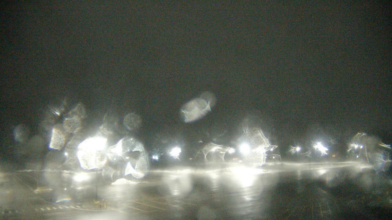 Thumbnail for current weather camera view from Oswego HS in Oswego, Illinois