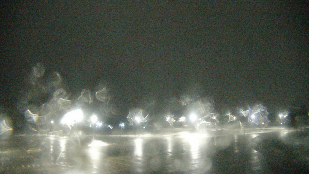 Thumbnail for current weather camera view from Oswego HS in Oswego, Illinois