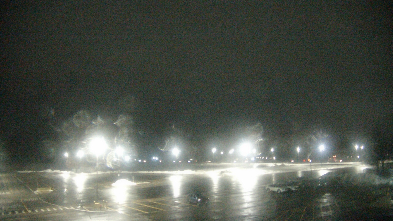 Thumbnail for current weather camera view from Oswego HS in Oswego, Illinois
