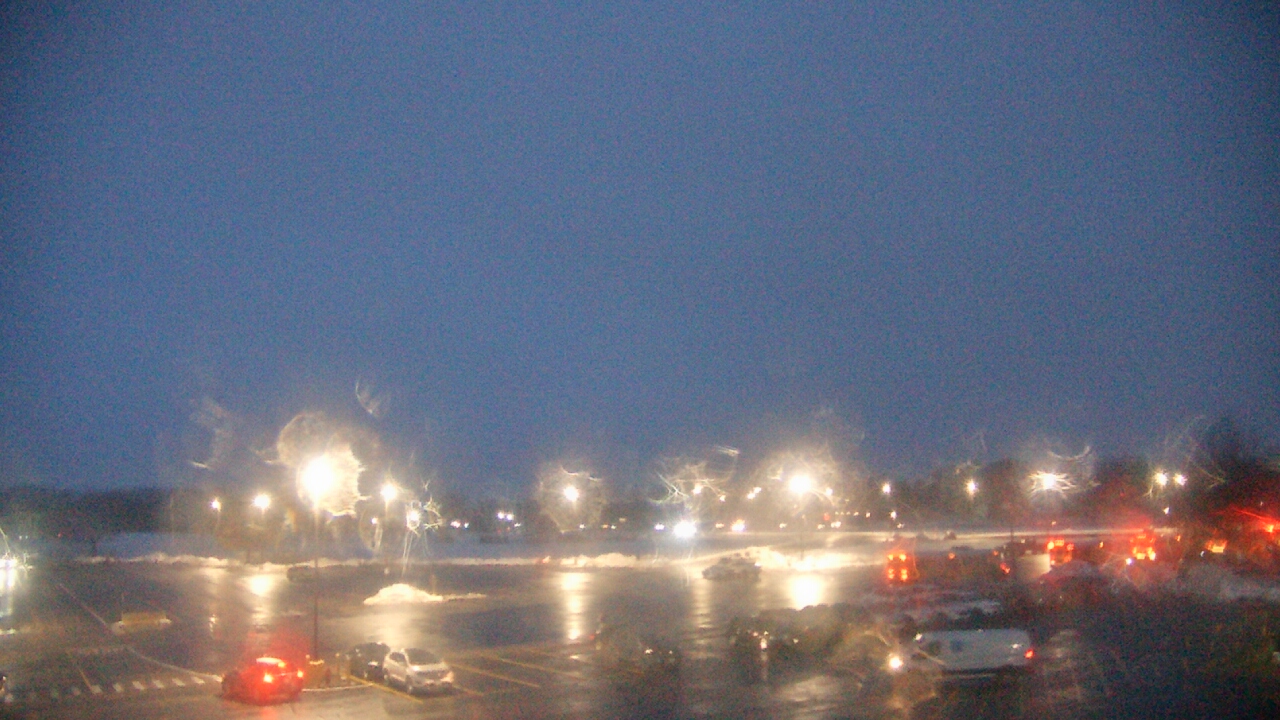 Thumbnail for current weather camera view from Oswego HS in Oswego, Illinois