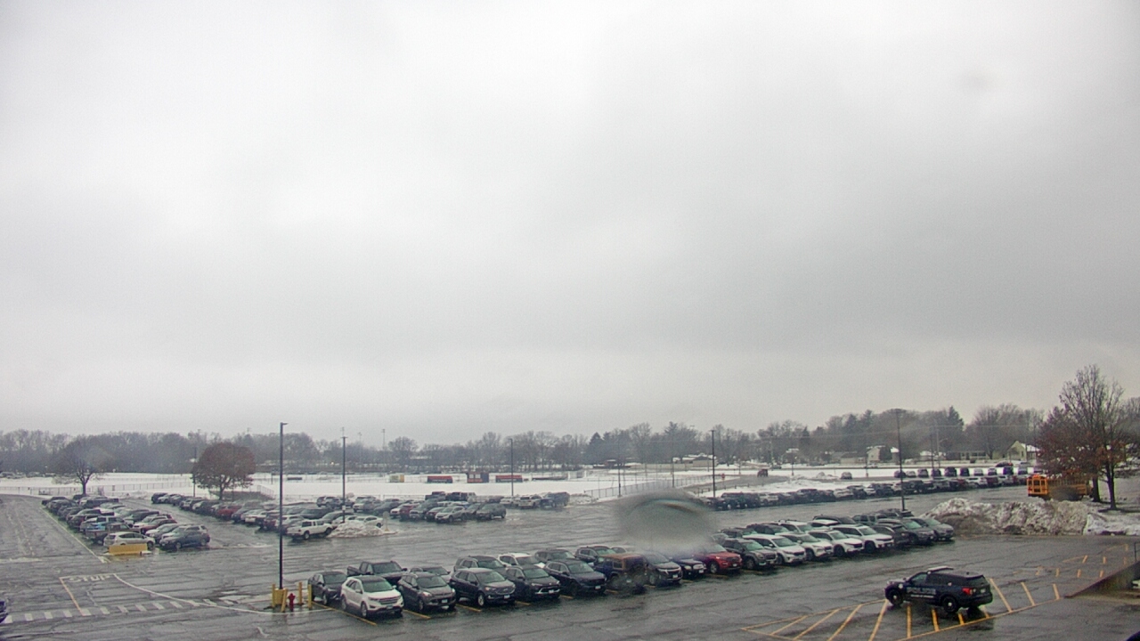 Thumbnail for current weather camera view from Oswego HS in Oswego, Illinois