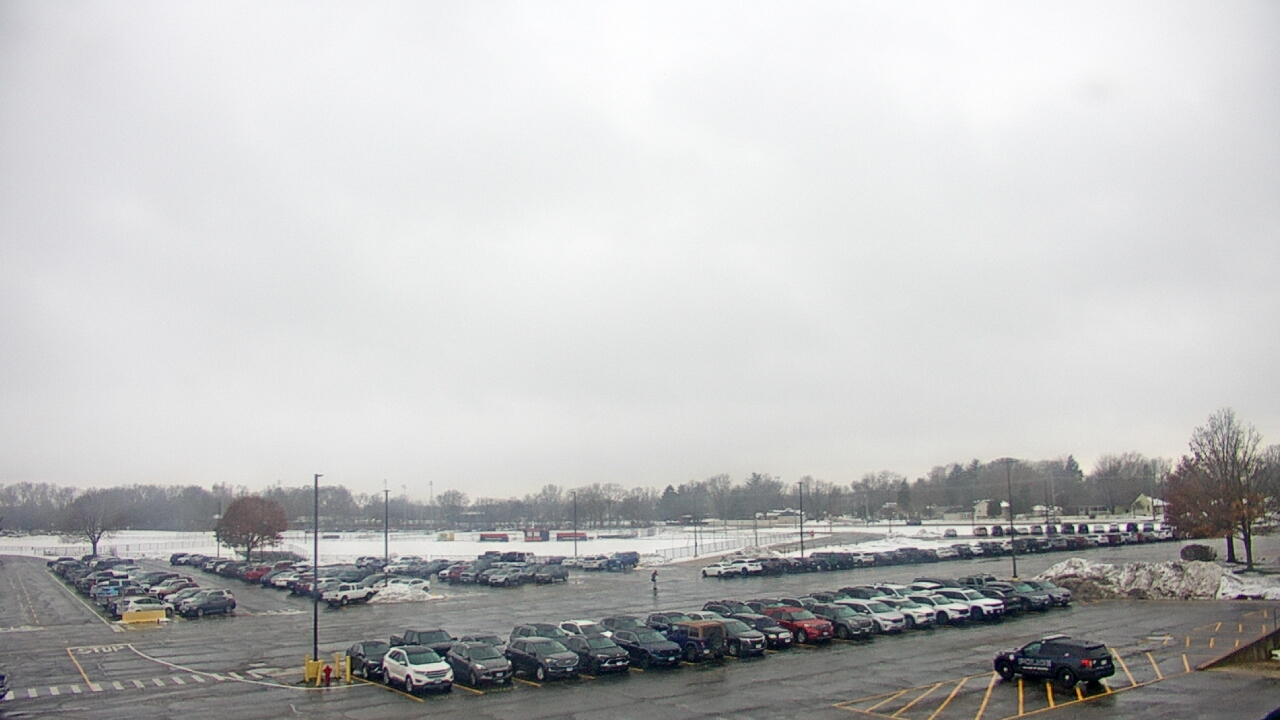 Thumbnail for current weather camera view from Oswego HS in Oswego, Illinois