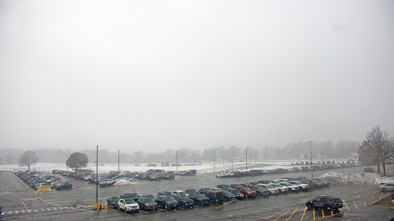 Thumbnail for current weather camera view from Oswego HS in Oswego, Illinois