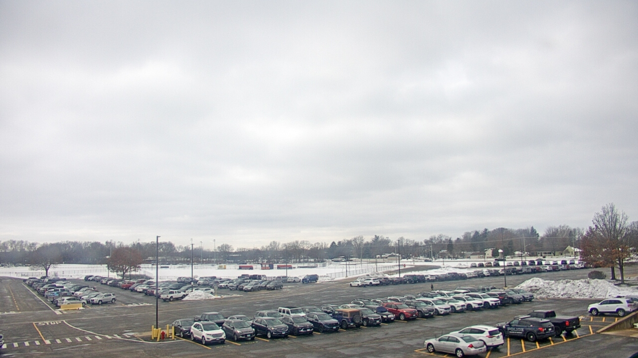 Thumbnail for current weather camera view from Oswego HS in Oswego, Illinois
