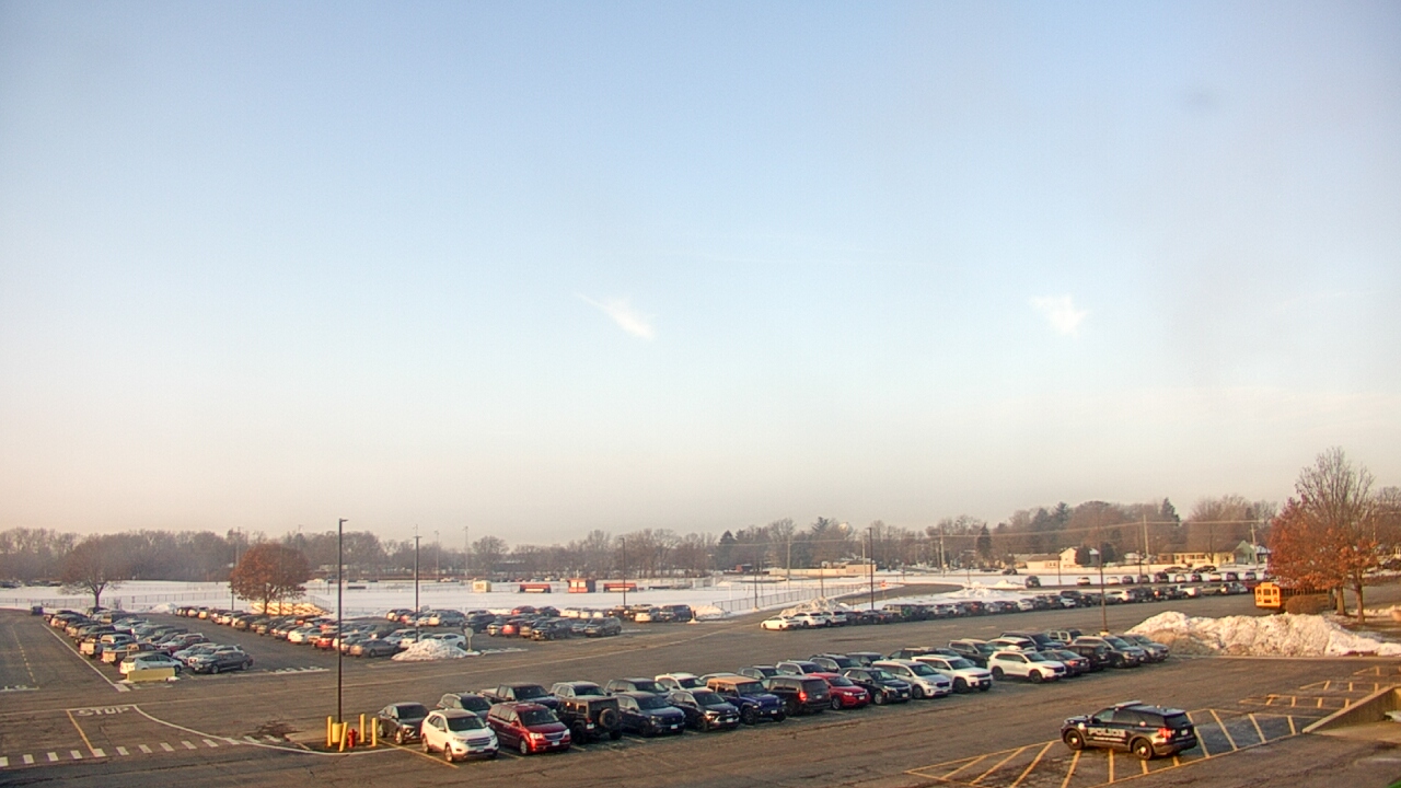 Thumbnail for current weather camera view from Oswego HS in Oswego, Illinois