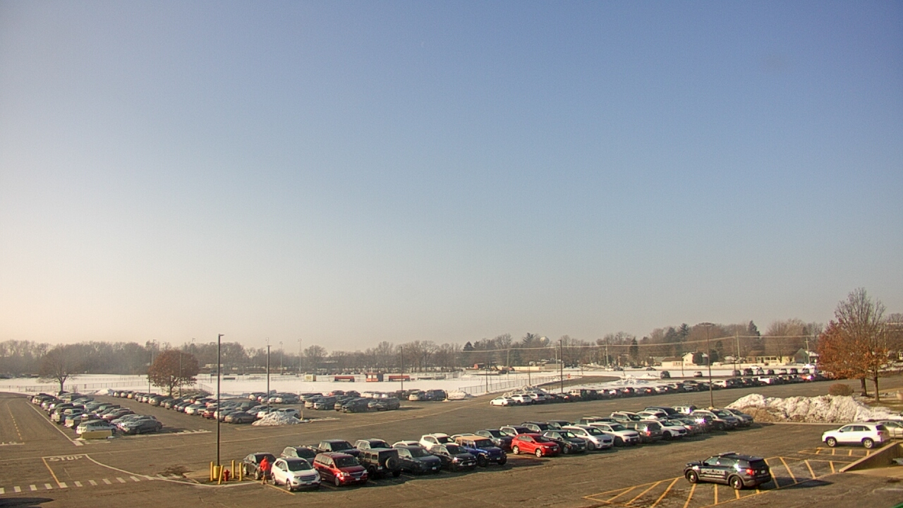 Thumbnail for current weather camera view from Oswego HS in Oswego, Illinois