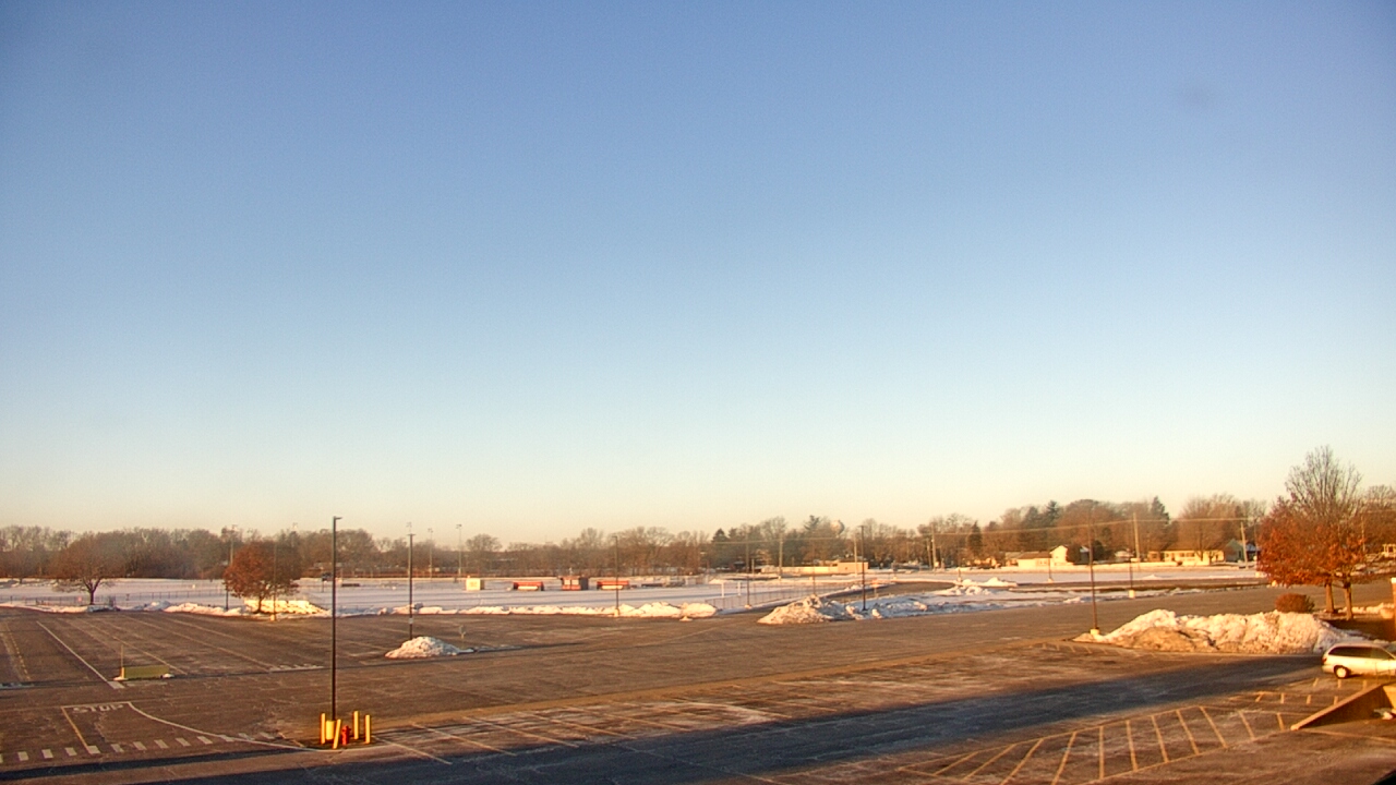 Thumbnail for current weather camera view from Oswego HS in Oswego, Illinois