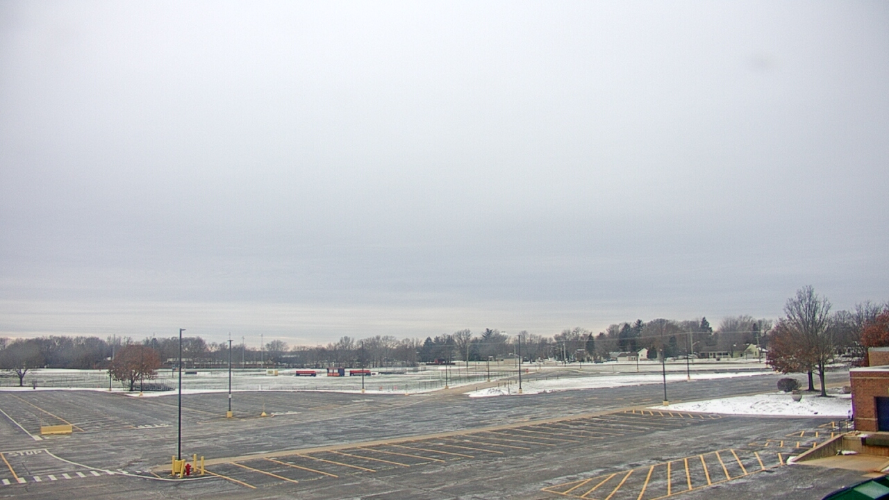 Thumbnail for current weather camera view from Oswego HS in Oswego, Illinois