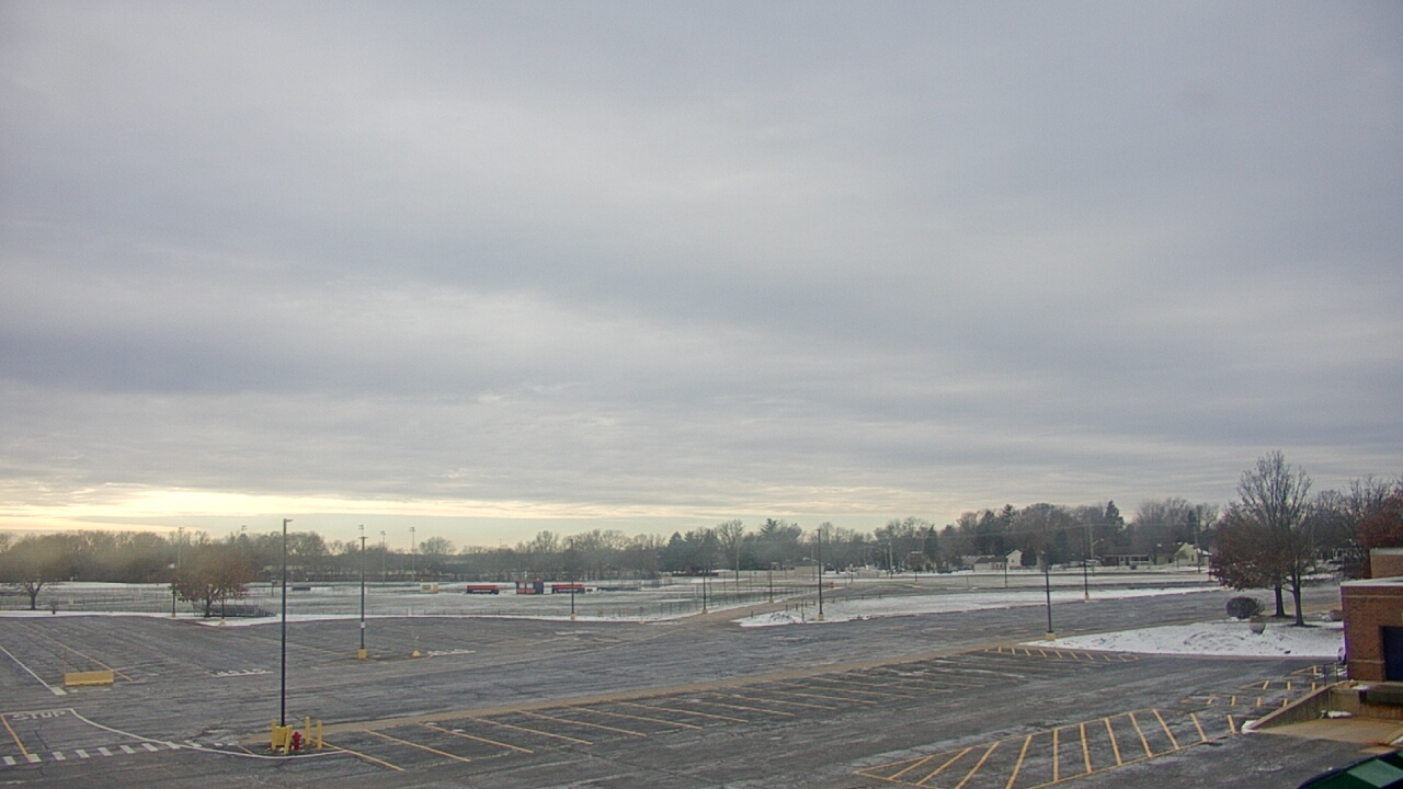 Thumbnail for current weather camera view from Oswego HS in Oswego, Illinois