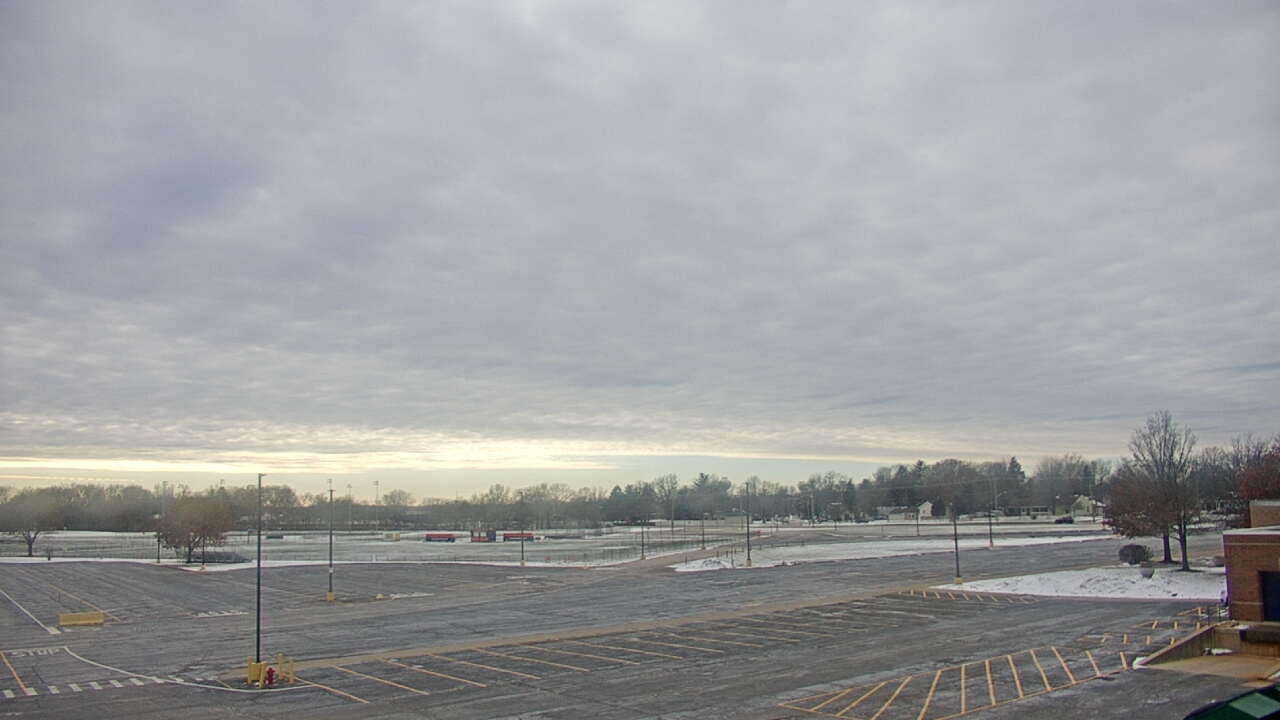 Thumbnail for current weather camera view from Oswego HS in Oswego, Illinois