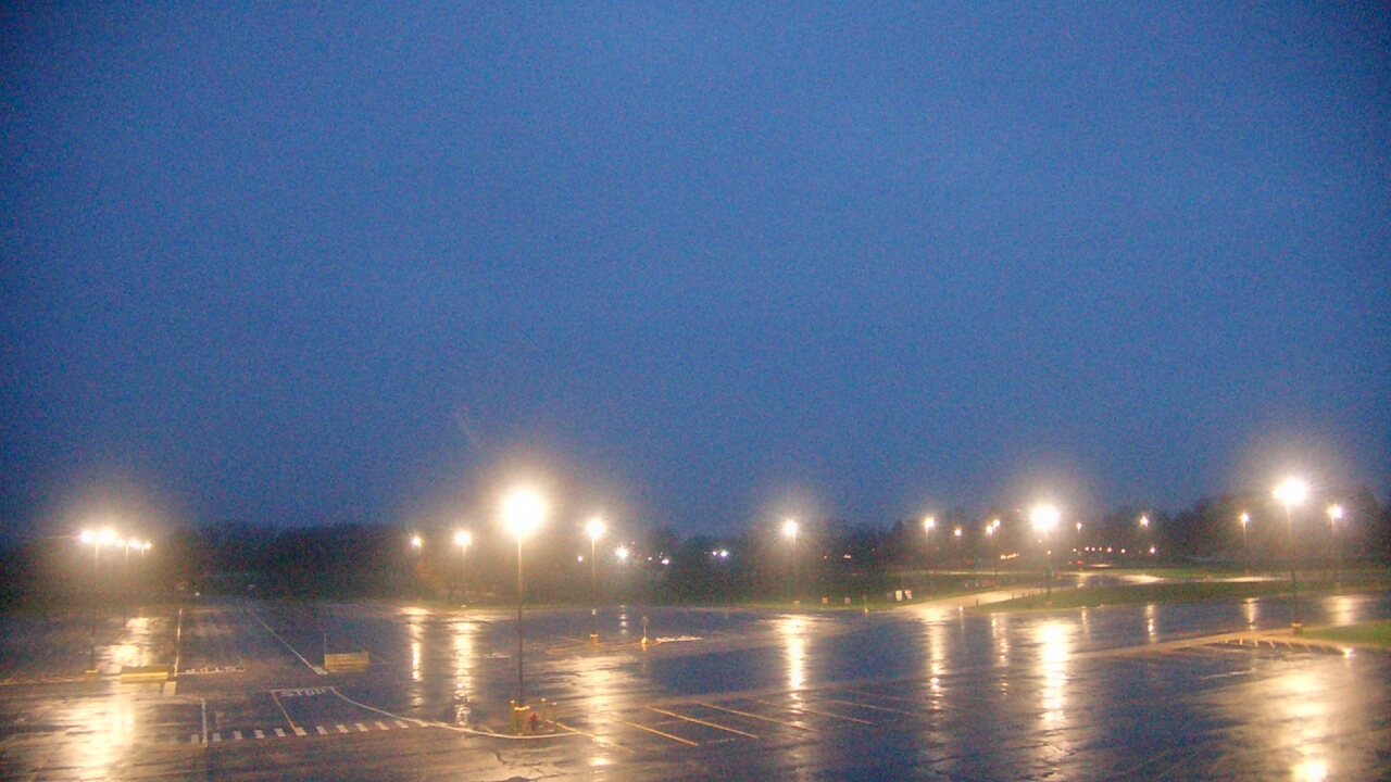 Thumbnail for current weather camera view from Oswego HS in Oswego, Illinois