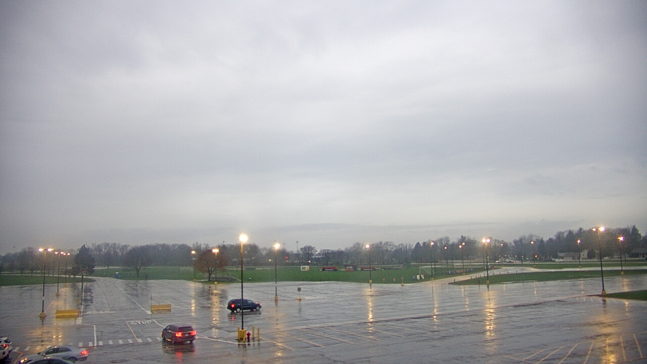 Thumbnail for current weather camera view from Oswego HS in Oswego, Illinois