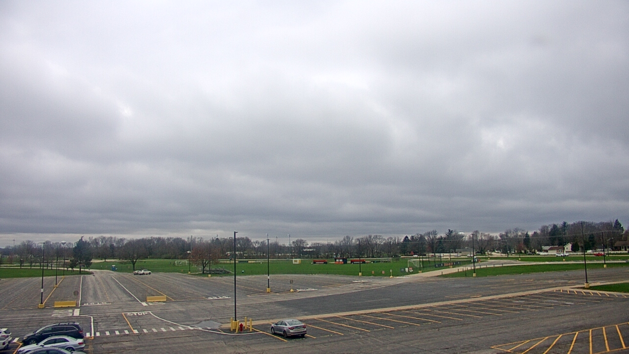 Thumbnail for current weather camera view from Oswego HS in Oswego, Illinois
