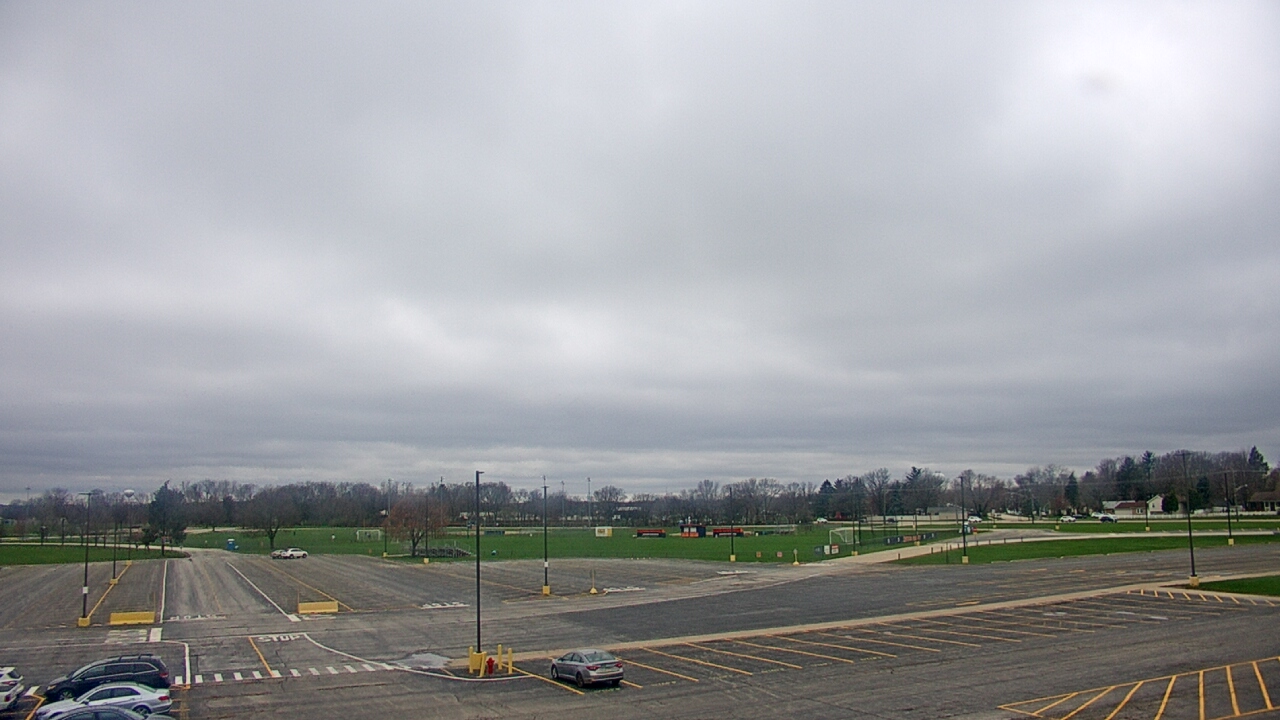 Thumbnail for current weather camera view from Oswego HS in Oswego, Illinois