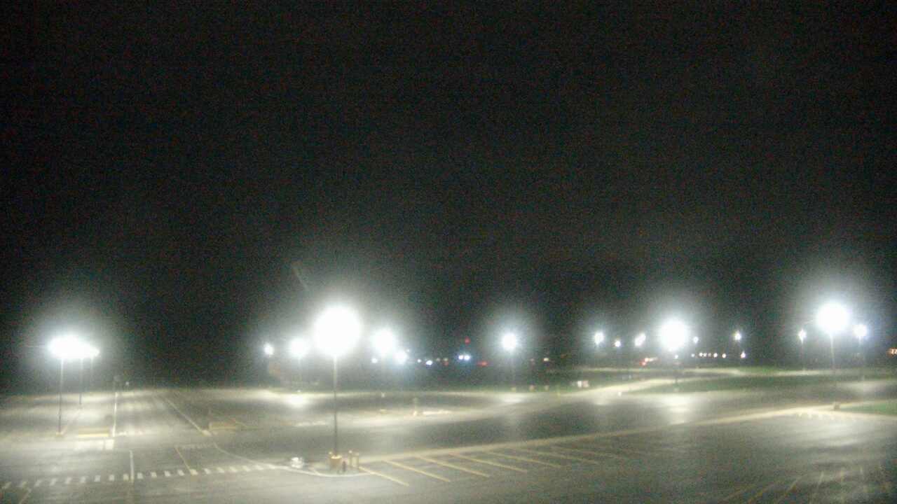 Thumbnail for current weather camera view from Oswego HS in Oswego, Illinois