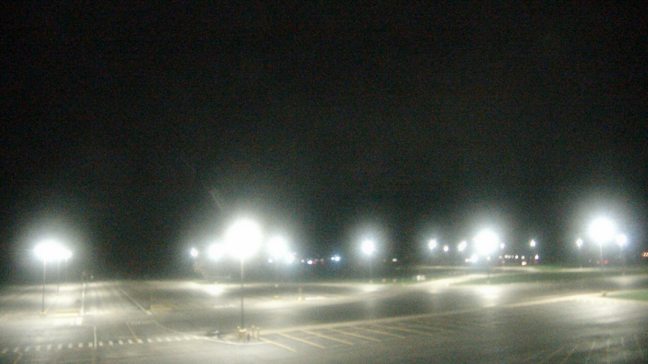 Thumbnail for current weather camera view from Oswego HS in Oswego, Illinois