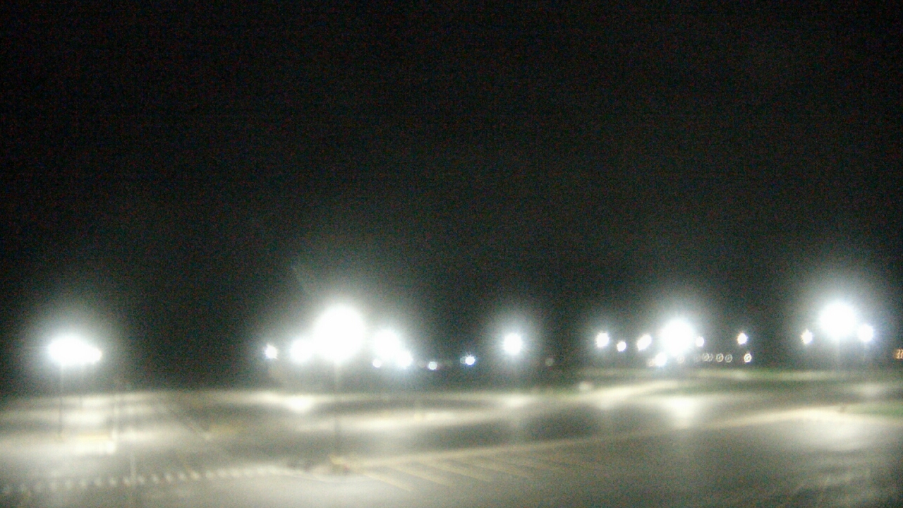 Thumbnail for current weather camera view from Oswego HS in Oswego, Illinois