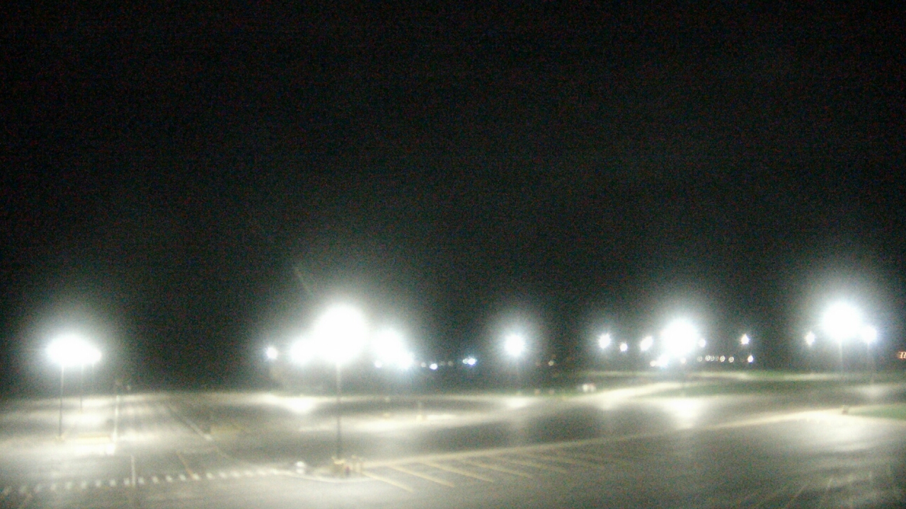 Thumbnail for current weather camera view from Oswego HS in Oswego, Illinois