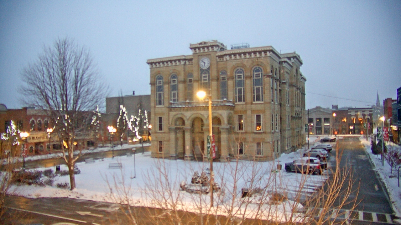 Thumbnail for current weather camera view from City of Ottawa in Ottawa, Illinois