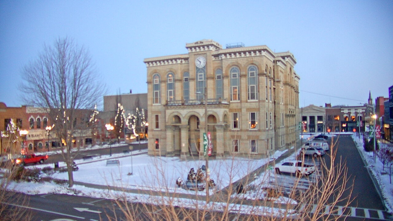 Thumbnail for current weather camera view from City of Ottawa in Ottawa, Illinois