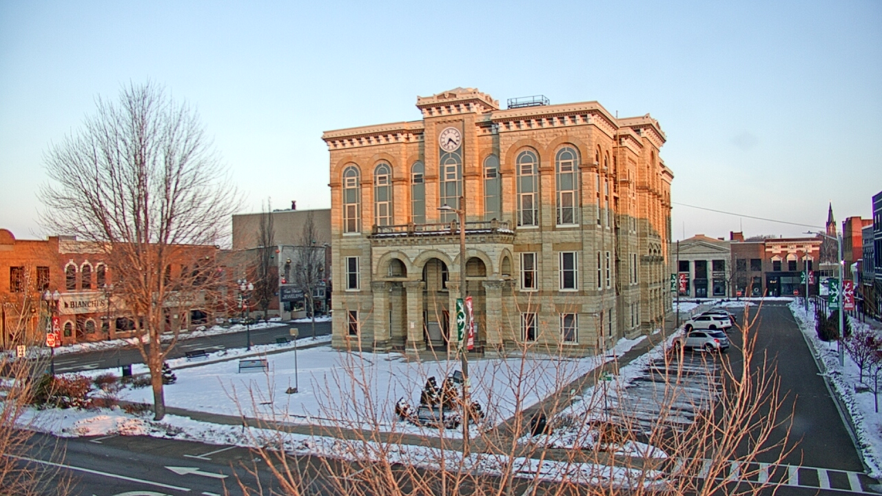 Thumbnail for current weather camera view from City of Ottawa in Ottawa, Illinois