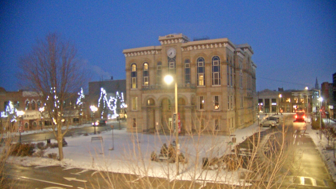 Thumbnail for current weather camera view from City of Ottawa in Ottawa, Illinois