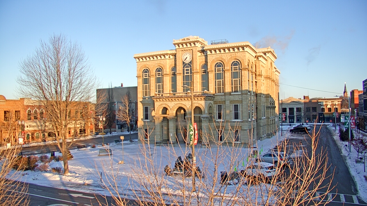 Thumbnail for current weather camera view from City of Ottawa in Ottawa, Illinois