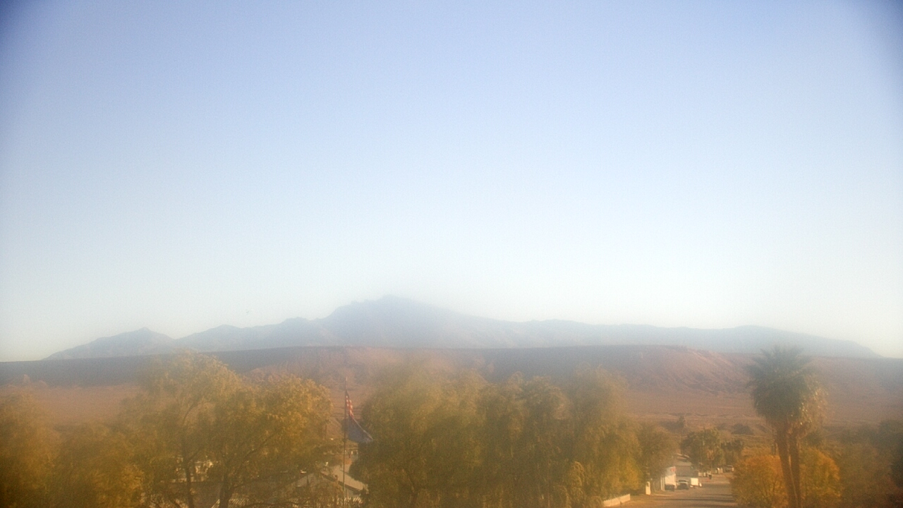 Thumbnail for current weather camera view from W. Mack Lyon MS in Moapa Valley, Nevada