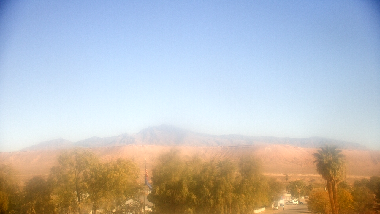 Thumbnail for current weather camera view from W. Mack Lyon MS in Moapa Valley, Nevada