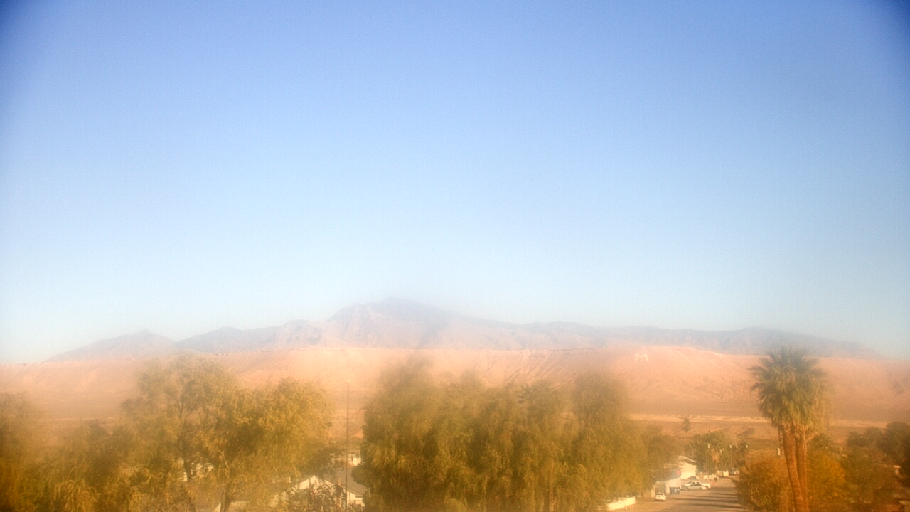 Thumbnail for current weather camera view from W. Mack Lyon MS in Moapa Valley, Nevada