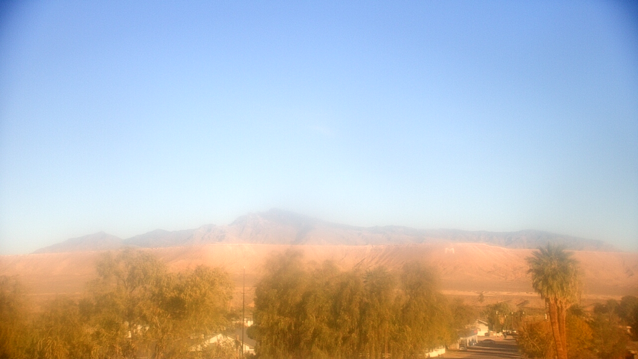 Thumbnail for current weather camera view from W. Mack Lyon MS in Moapa Valley, Nevada