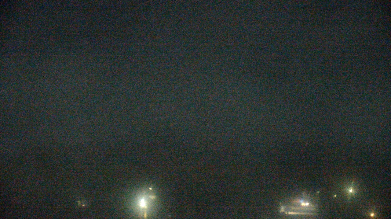 Thumbnail for current weather camera view from W. Mack Lyon MS in Moapa Valley, Nevada