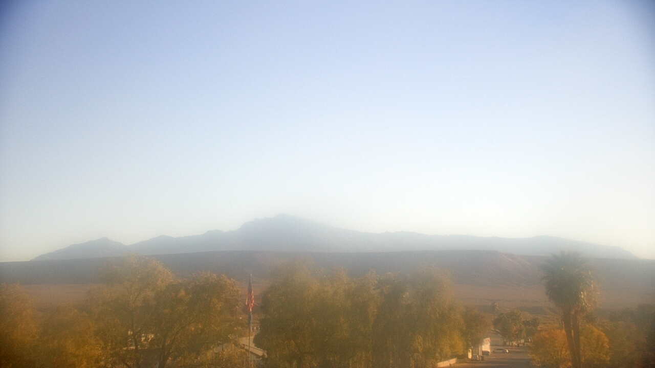 Thumbnail for current weather camera view from W. Mack Lyon MS in Moapa Valley, Nevada