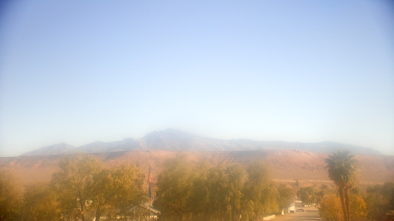 Thumbnail for current weather camera view from W. Mack Lyon MS in Moapa Valley, Nevada