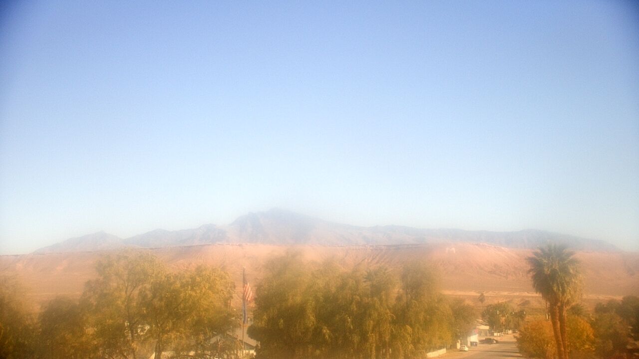 Thumbnail for current weather camera view from W. Mack Lyon MS in Moapa Valley, Nevada