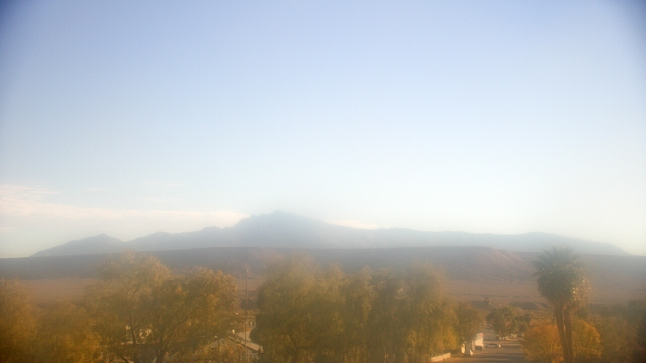 Thumbnail for current weather camera view from W. Mack Lyon MS in Moapa Valley, Nevada