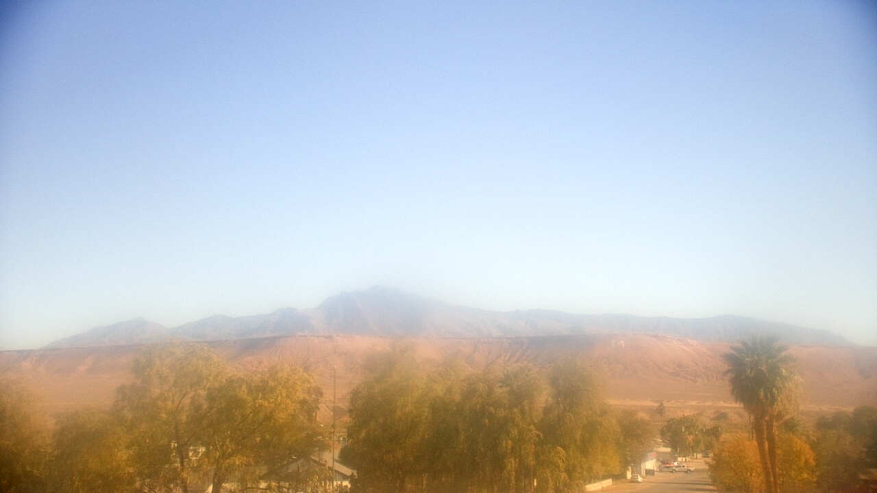 Thumbnail for current weather camera view from W. Mack Lyon MS in Moapa Valley, Nevada