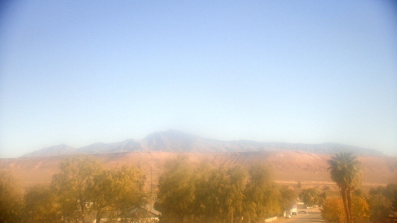 Thumbnail for current weather camera view from W. Mack Lyon MS in Moapa Valley, Nevada