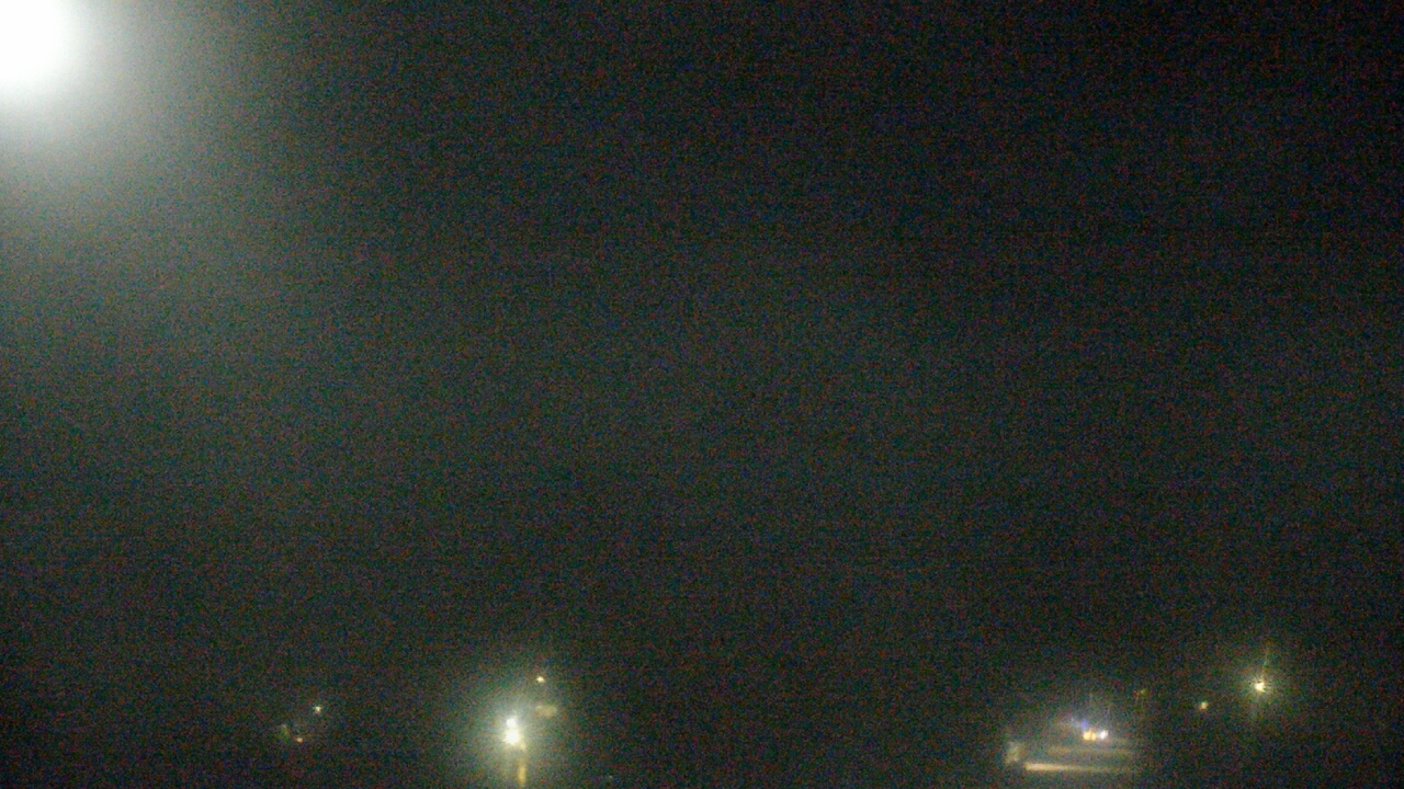 Thumbnail for current weather camera view from W. Mack Lyon MS in Moapa Valley, Nevada