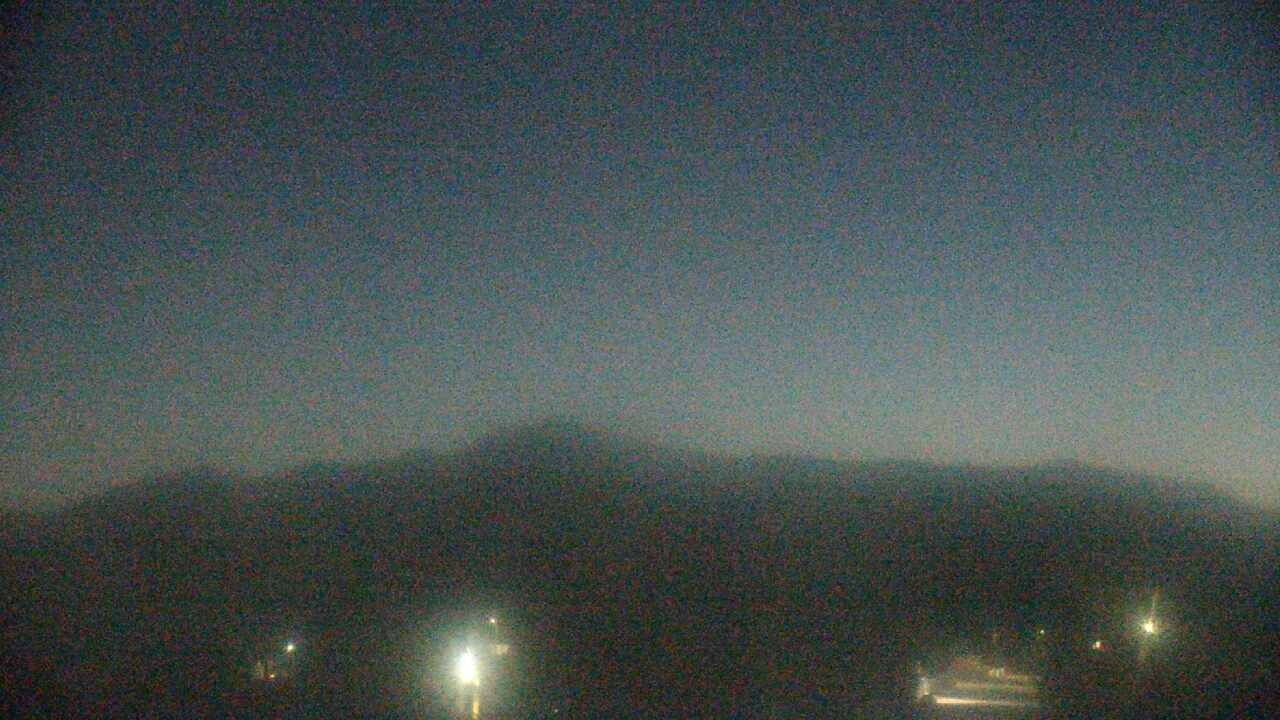 Thumbnail for current weather camera view from W. Mack Lyon MS in Moapa Valley, Nevada